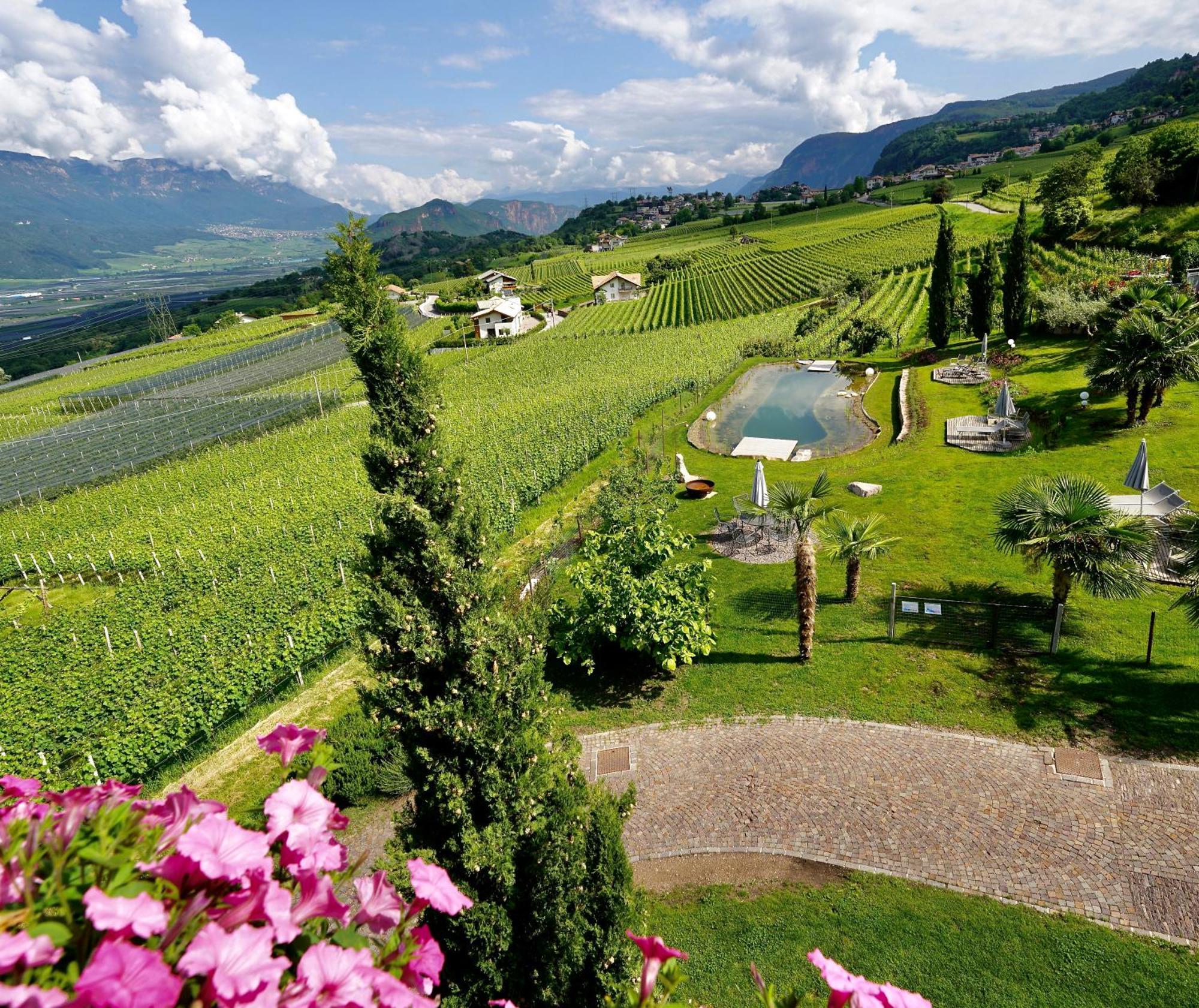 Burgunderhof Villa Montagna Exterior photo